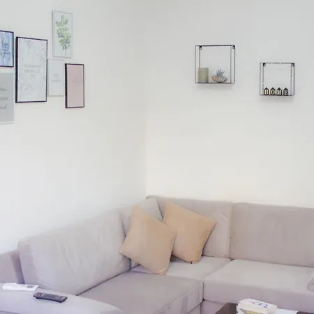 Apartamento Rruga Qemal Stafa Tirana